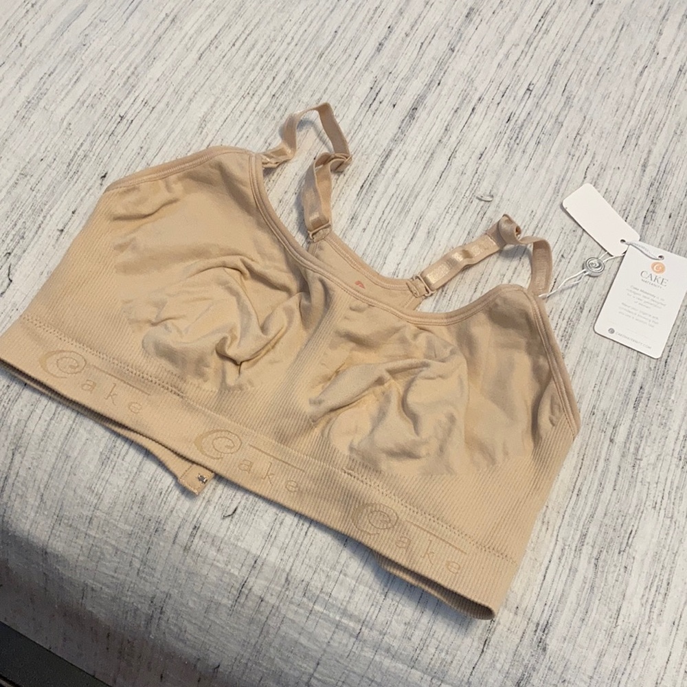 Cake Maternity Sports Bra NWT
